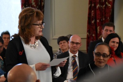 Image of Clare Curran swearing her oath