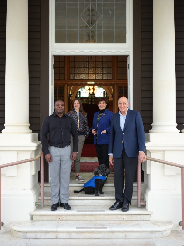 Dame Patsy Reddy and Sir David Gascoigne with their level 4 Covid bubble