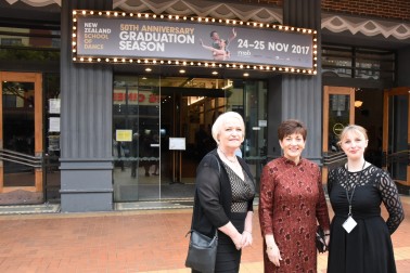 Image of Dame Patsy being welcomed by Christine Gunn and Pippa Drakeford-Croad of the New Zealand School of Dance