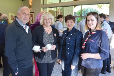 Image of Dame Patsy Reddy with Sophia Humphries and parents