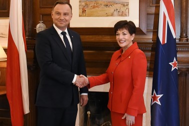 Image ofDame Patsy and the President of the Republic of Poland, HE Andrzej Duda shaking hands 