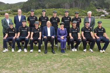 Image of Dame Patsy and Sir David with the Governor-General's XI