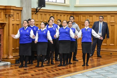 Image of the welcome from the kapa haka group