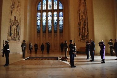 Image of Dame Patsy and Sir David in the Hall of Memories