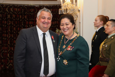 Dr Malcolm Mulholland, of Palmerston North, MNZM for services to health and Māori 