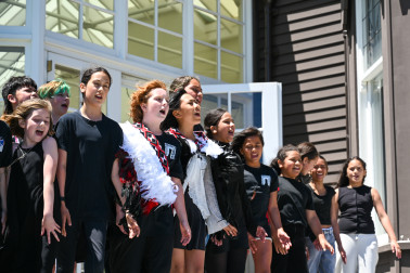 Mt Cook School kapa haka group perform at Government House