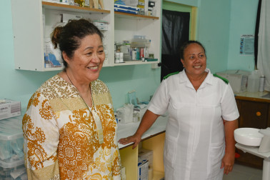 Dame Cindy meeting an attending nurse at St Joseph’s Hospital