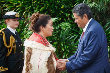 Dame Cindy greets President Whipps
