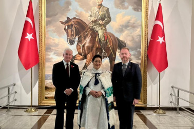 Dr Davies, Dame Cindy and His Excellency Mr Greg Lewis, Ambassador of New Zealand to Türkiye