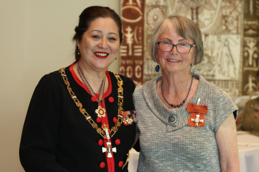 Mrs Liz Maire, of Auckland, MNZM for services to conservation and education