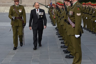 The Governor-General, Lt Gen The Rt Hon Sir Jerry Mateparae inspects the Honour Guard.