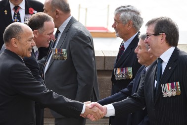 The Governor-General, Lt Gen The Rt Hon Sir Jerry Mateparae and the Prime Minister, Rt Hon John Key meet veterans.