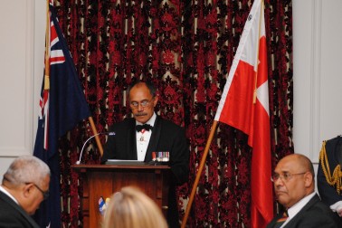 The Governor-General addresses the Dinner.