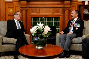 The President of the Philippines, Benigno S. Aquino III, and the Governor-General, Lt Gen The Rt Hon Sir Jerry Mateparae.