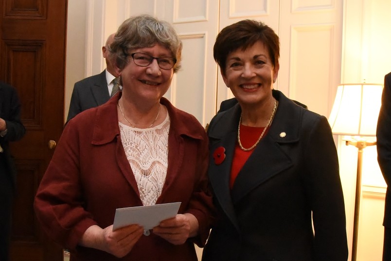 An image of Dame Paty with Mrs Rosemary Scott, judge of the essay-writing competition