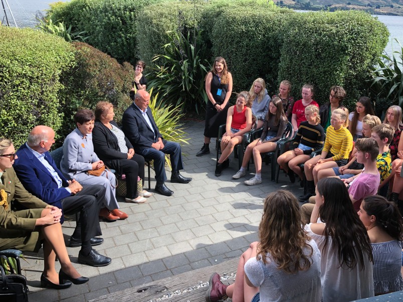 Image of Dame Patsy, Sir David and cast in a discussion group