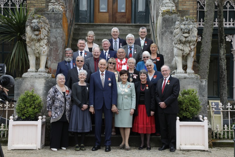Image of Dame Patsy and Sir David with all recipients