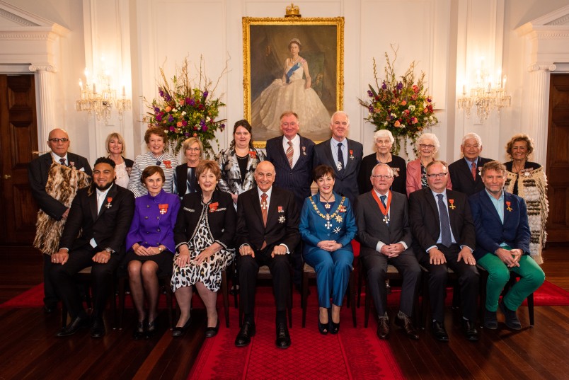 Their Excellencies with honours recipients, 19 September 2019, pm