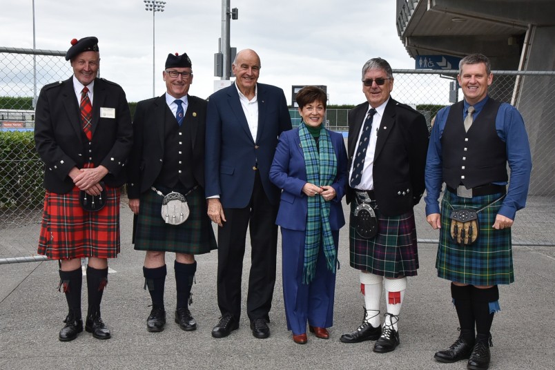 Image of Dame patsy and Sir david with the official party