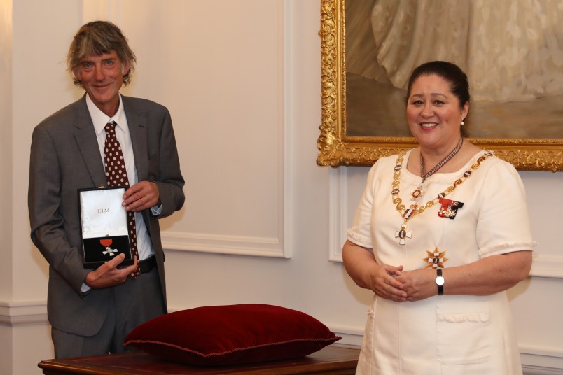 Dr Graeme Downes, of Otaki, MNZM, for services to music and music education