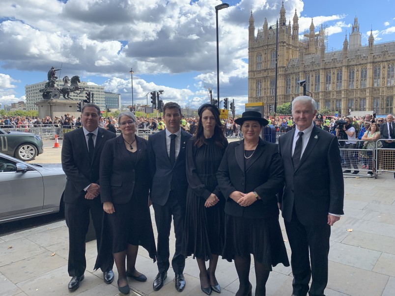 Dame Cindy Kiro, Dr Richard Davies, Jacinda Ardern, Clarke Gayford, Shannon Austin