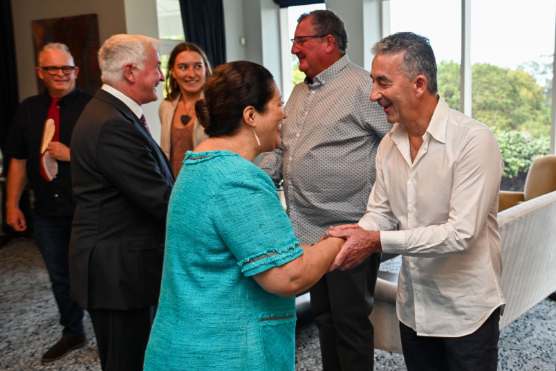 Dame Cindy meeting the Supreme Award recipient Greg Summerton