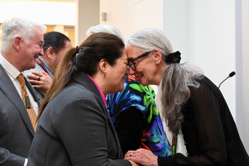 Dame Cindy greets Dr Fiona Inkpen