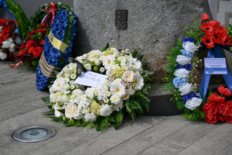 Dr Davies laid a wreath to commemorate the occasion