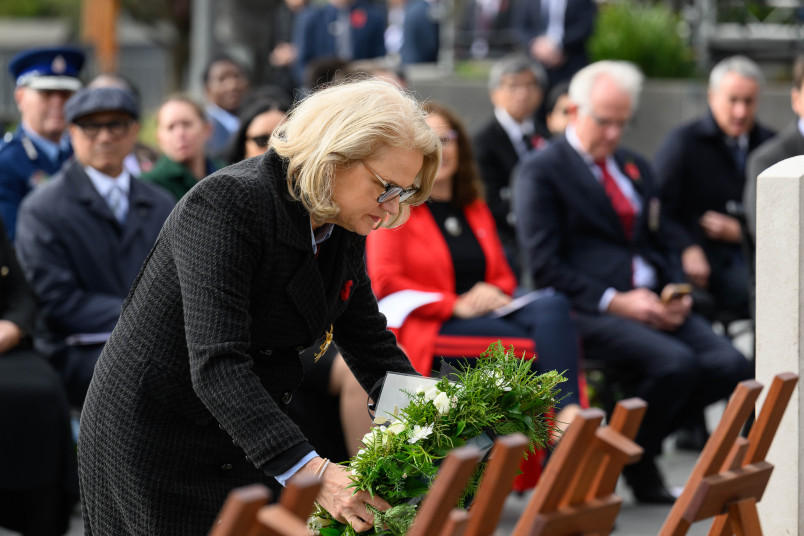 Dame Helen places her wreath during the National Commemoration