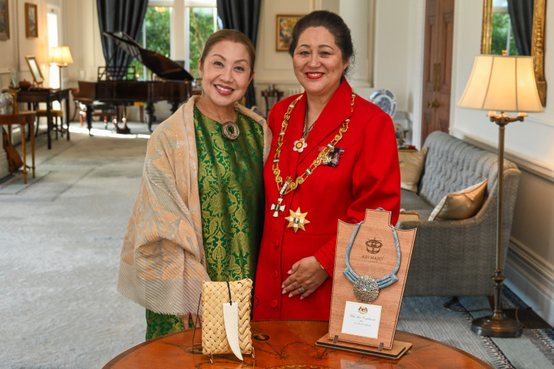 Dame Cindy and HE Ms Mazita Marzuki, High Commissioner of Malaysia to New Zealand