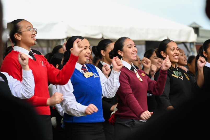 Young wāhine perform
