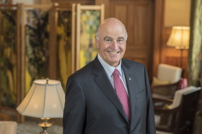 Image of Sir david Gascoigne in the Liverpool Room at Government House in Wellington