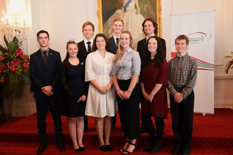 An image of Duke of Edinburgh Hillary Gold Award recipients from Whanganui