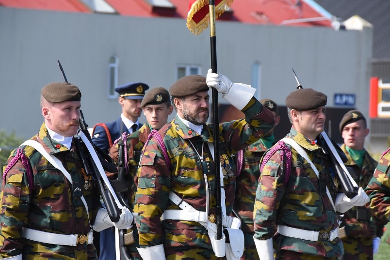 an image of the Belgian Honour Guard