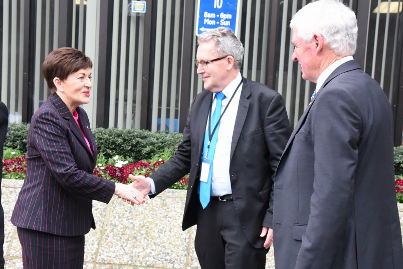 an image of Dame Patsy meeting Andrew King, Mayor of Hamilton and Alan Livingston, Chair of Waikato Regional Council