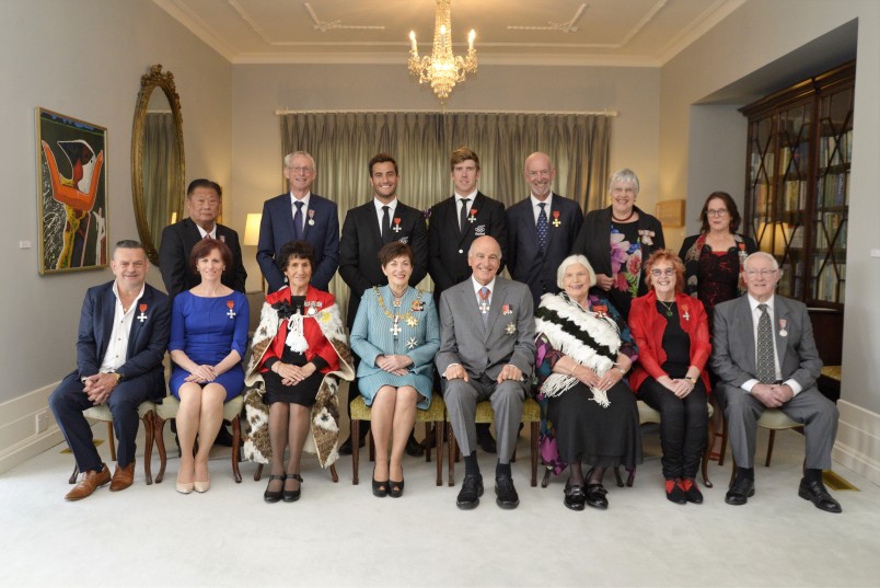 Image of Dame Patsy and Sir David with all recipients