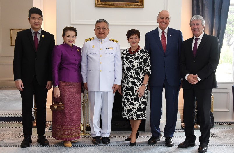 an image of Dame Patsy and Sir David with the Ambassador of Thailand, HE Mr Danai Menabodhin and his family, and Hon Damien O'Connor