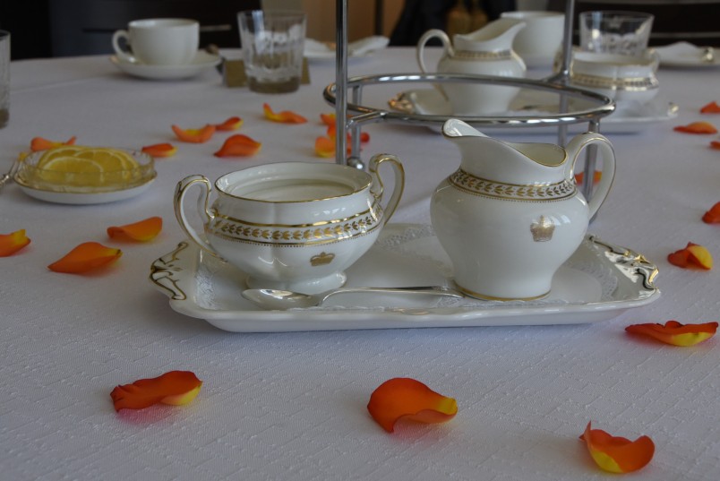 High Tea, featuring orange petals (NZORD colour)