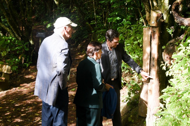 Image of Dame Patsy and Sir David checking out a weta hotel