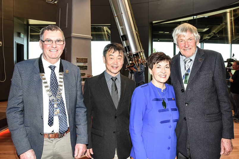 Image of Dame Patsy with Dark Sky Project co-founders Graeme Murray and Hide Ozawa along with McKenzie District Mayor Graham Smith