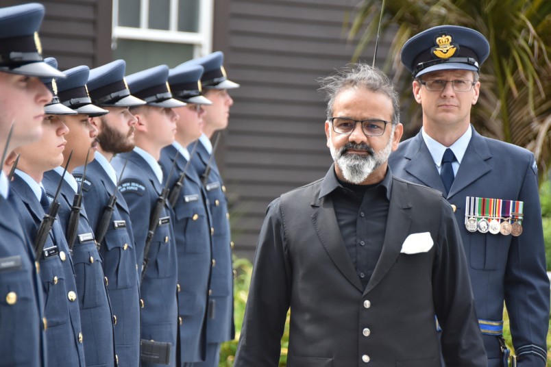 HE Mr Murad Ashraf Janjua inspects the guard of honour 