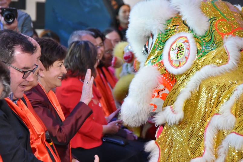 Dame Patsy Reddy, Sir David Gascoigne and Hon Grant Robertson with the Lion Dance