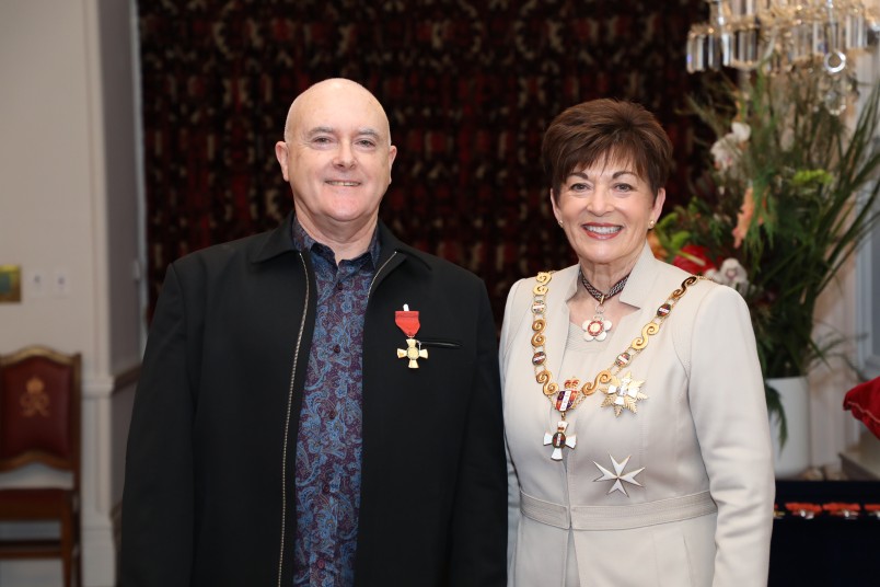 Mr Murray Lynch, of Wellington, ONZM for services to theatre
