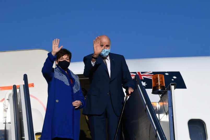 Image of Dame Patsy and Sir David leaving Canberra