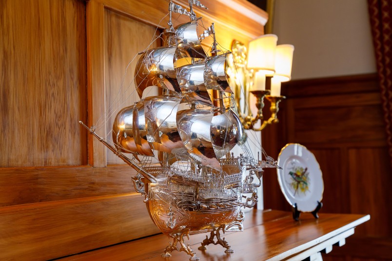 Image of the silver galleon gifted by King Juan Carlos of Spain