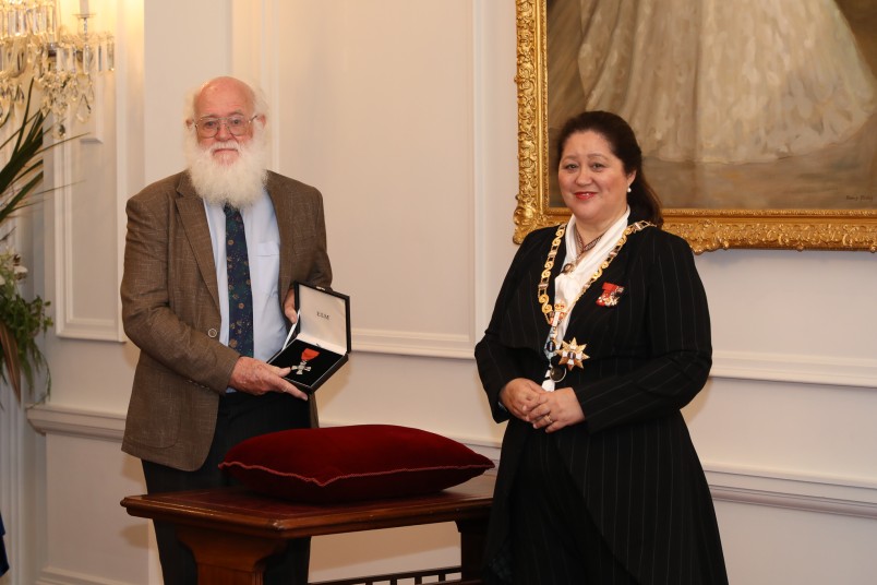 Dame Cindy and Dr Peter Maddison, of Katikati, for services to conservation