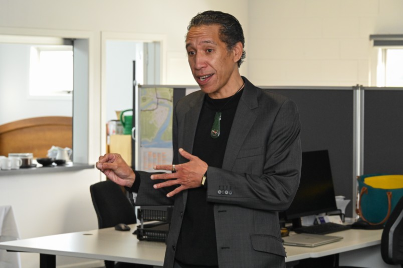 Kitea Tipuna, Chief Executive of the Wairoa District Council, welcomes Their Excellencies