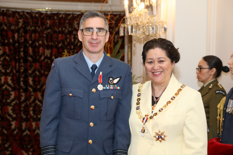Wing Commander Mark Whiteside, Dame Cindy Kiro