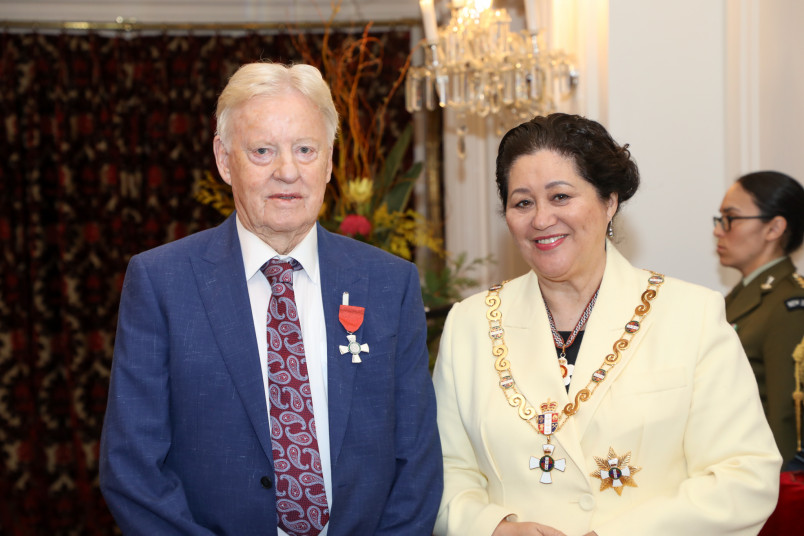 Mr Fred Lewis, Dame Cindy Kiro