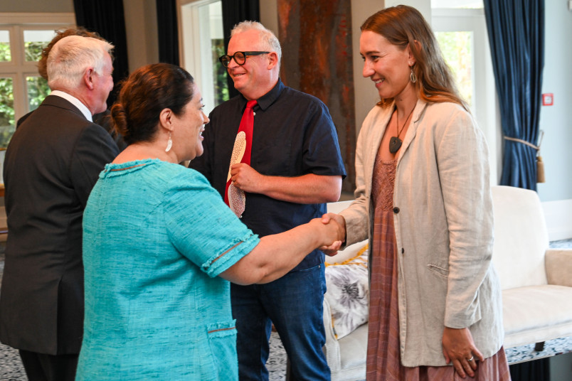 Dame Cindy meeting the Leadership Award recipient Rosa Edwards